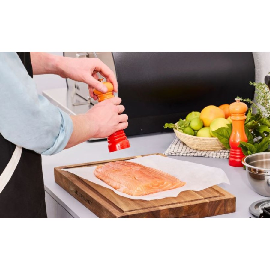 additioanl image for  Le Creuset Pepper Mill Foret 21 cm 